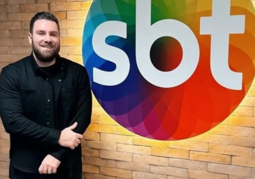 Pastor vai apresentar "a maior virada do ano cristã do Brasil" transmitida pelo SBT