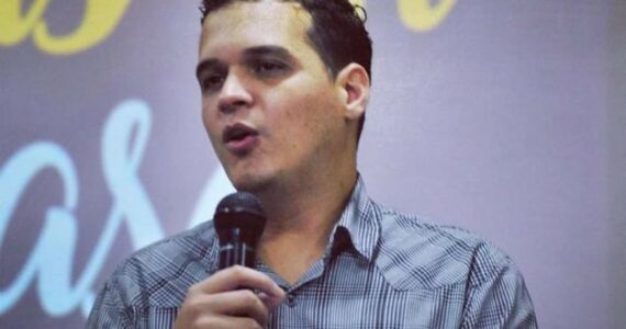 Acusado de desviar recursos, pastor preso mantinha bens de luxo, segundo Polícia