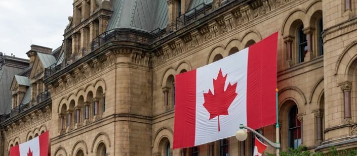 Canadá: proposta quer excluir igrejas evangélicas de lista de entidades de caridade
