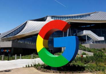 Google recua em agenda progressista e deixa de promover temas LGBT