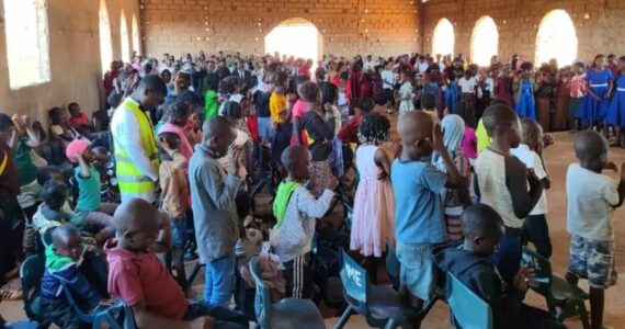 Evangelho avança em Moçambique através de crianças que evangelizam os pais