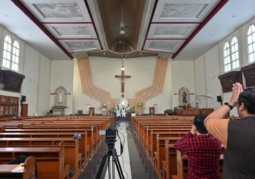 Igreja em crescimento enfrenta oposição para construir templo na Indonésia