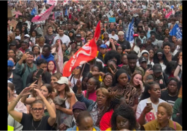 'Avivamento histórico': Marcha para Jesus reúne dezenas de milhares e surpreende Paris