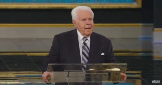 Evangelista diz que cristãos têm o mesmo DNA de Deus; Pastor rebate ‘heresia’