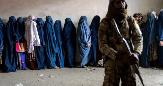 Chicoteadas por radicais islâmicos, mulheres contam detalhes chocantes desse terror