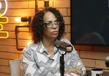 Mãe de Camila Barros testemunha sua conversão de espírita para serva de Deus