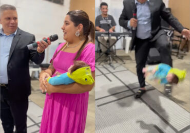 Vídeo: pastor cita Salmo 115 após pedido para ungir bebê reborn