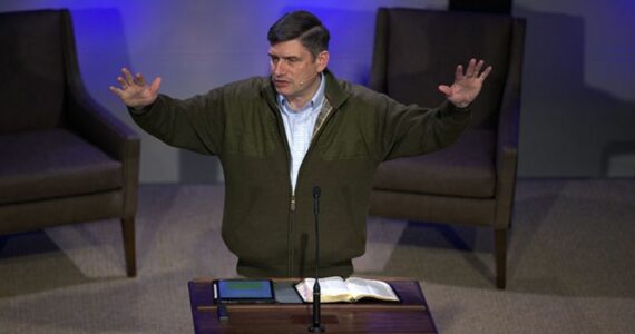 Neto de Billy Graham ensina 4 passos para identificar os falsos mestres; Aprenda
