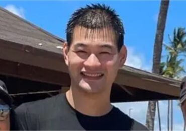 Chinês é surpreendido ao ser evangelizado por cristãos em avião: 'Obra do Espírito Santo'