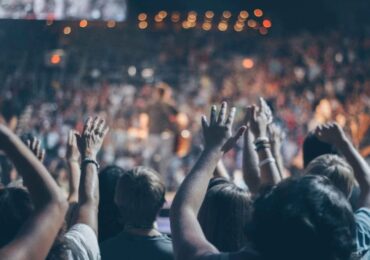 Novo pentecostes? Mais de 60 mil pessoas se reúnem para louvar a Deus e contam relatos
