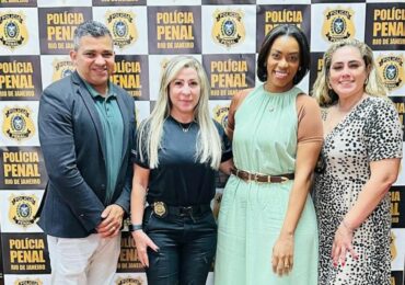 Elaine Martins tem trabalho nos presídios reconhecido pelas autoridades