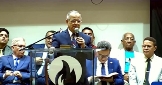 Pastor proíbe reteté na Assembleia de Deus: ‘Não tem lugar para pinote’