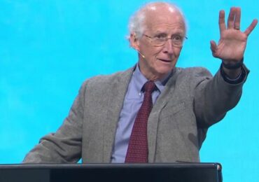 Batalha espiritual está por trás de todo conflito humano, ensina John Piper