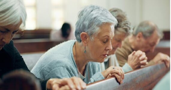 Qual deve ser o papel da Igreja e da família no cuidado aos idosos? Pastores explicam