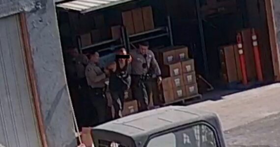 Homem armado invade ministério e pastor desabafa: 'Sei que tudo ocorre para meu bem'