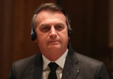 PF encontra apenas músicas gospel no pendrive de Bolsonaro