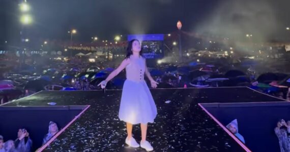 Maria Marçal criticada por cantar em festa de São João na Paraíba