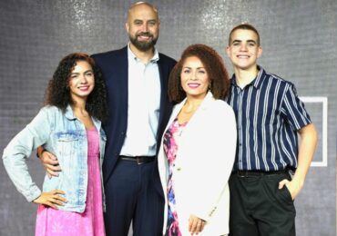Doente por anos, pastor sonha com cirurgia e acorda curado
