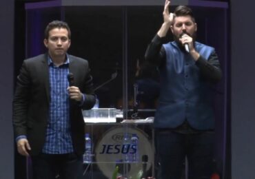 Profecia de 2017 viraliza com garantia de que Deus não deixará Brasil virar Venezuela