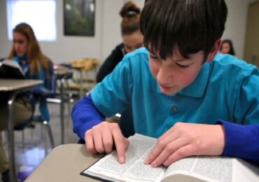 Projeto já aprovado autoriza livros como a Bíblia como referência em escolas públicas