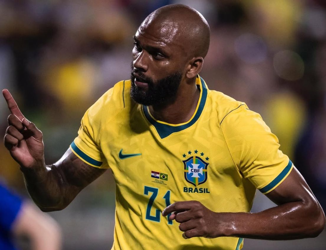 Atacante Igor Thiago diz orar por chance na Copa e expressa gratidão a Deus