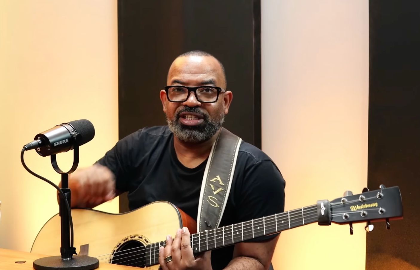 Crescimento evangélico no Brasil é ‘por adesão, não conversão’, critica Luiz Arcanjo