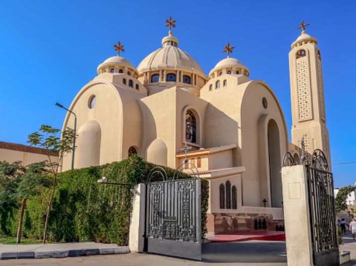 Cristãos celebram legalização de 191 igrejas e edifícios religiosos no Egito
